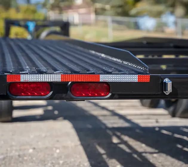 Trailer Types Used in Expedited Auto Transport